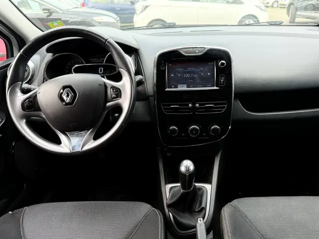 Renault Clio Estate 0.9 TCe Night&Day 2014 Benzine 10