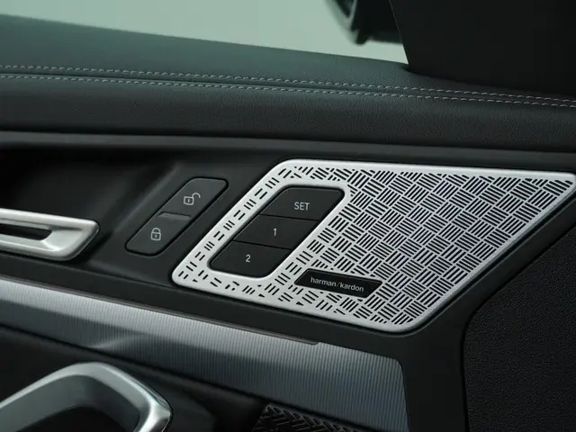 BMW X1 xDrive23i 2026 Benzine 16