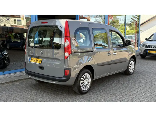 Renault Kangoo Family 1.6-16V Expression 2013 Benzine 10