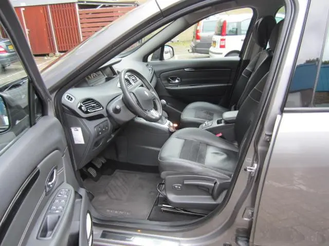Renault Scénic 1.2 TCe Bose 2016 Benzine 8