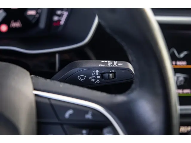 Audi Q3 45 TFSI e edition 2021 Hybride Benzine 24