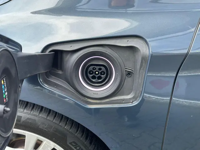 BMW 2 Serie Active Tourer 225xe 2015 Hybride Benzine 46