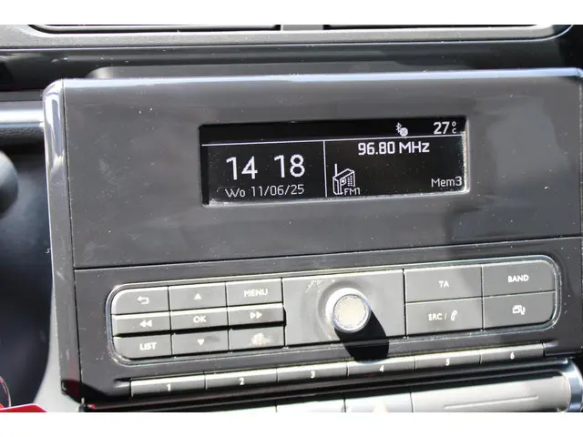 Citroën C3 1.2 PureTech Live 2018 Benzine 17