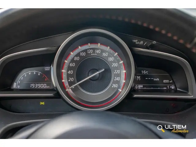 Mazda 3 2.0 Skylease 2014 Benzine 10