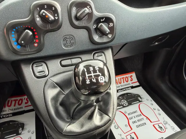 Fiat Panda 0.9 TwinAir Popstar AIRCO* N.A.P. 2017 Benzine 19