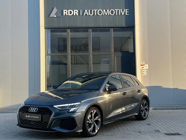 Audi A3 SPORTBACK 35 TFSI S line I Pano I 2021 Benzine 7