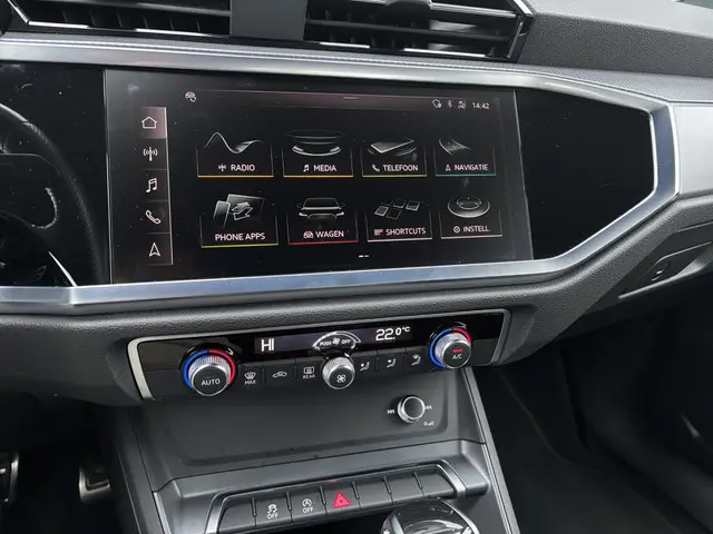 Audi Q3 35 TFSI S Line 2019 Benzine 22