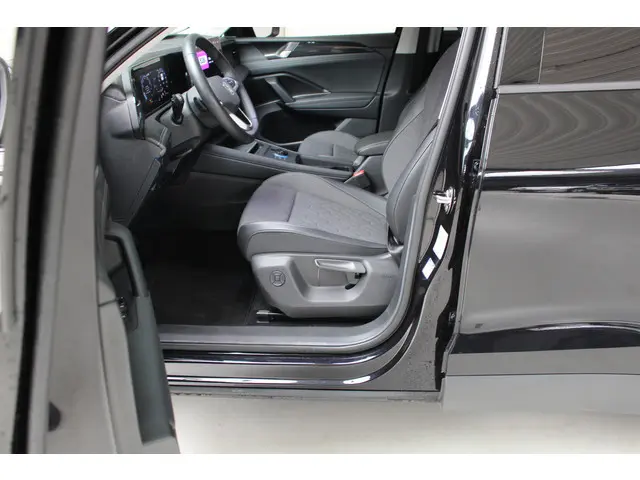 Volkswagen Tiguan 1.5 eTSI Life 150pk DSG 2024 Benzine 18