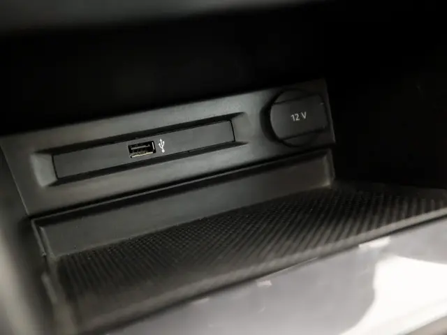 Volkswagen Tiguan 2.0 TSI 4Motion Highline 2019 Benzine 28