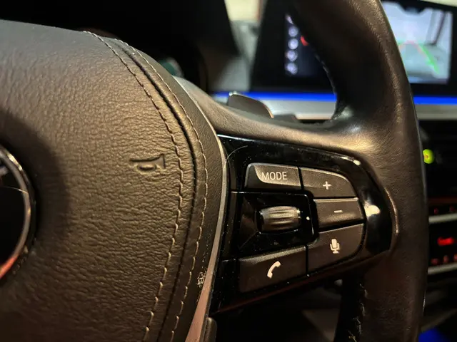 BMW 5 Serie 520i High Executive M-pakket 2018 Benzine 15