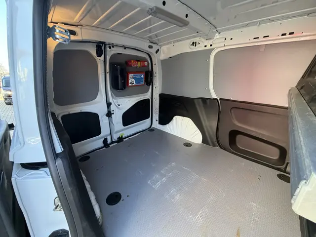 Opel Combo 1.5D L1H1 102PK Euro 6 Edition 2022 Diesel 17