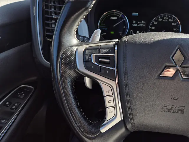 Mitsubishi Outlander 2.4 PHEV Pure+ 2020 Hybride Benzine 20