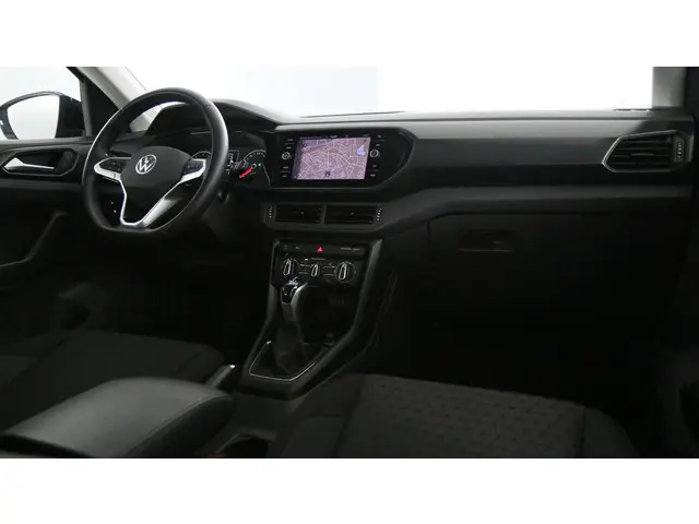 Volkswagen T-Cross 1.0 TSI 1110pk Life DSG 2023 Benzine 19