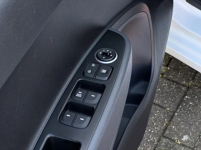 Hyundai i10 1.0i Comfort 2019 Benzine 21