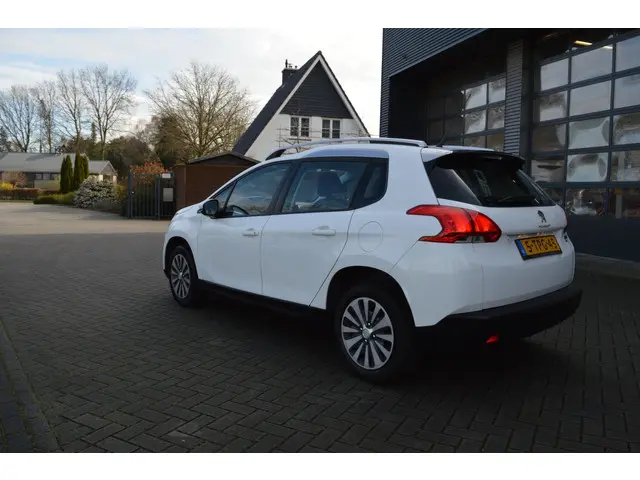 Peugeot 2008 1.2 VTi Access automaat 2014 Benzine 7