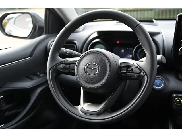 Mazda 2 Hybrid 116 automaat Select 2023 Hybride Benzine 12