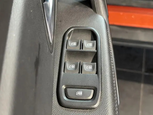 Dacia Duster 1.3 TCe 150 EDC Extreme 2022 Benzine 23