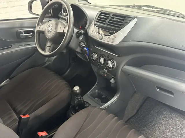 Nissan Pixo 1.0 Visia 2013 Benzine 5