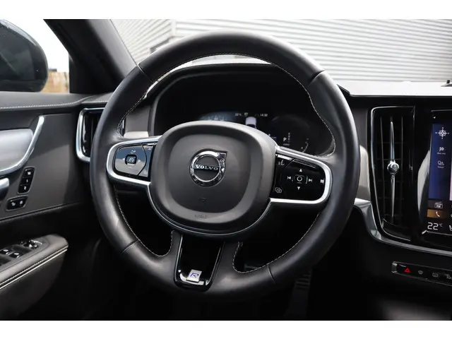 Volvo V90 2.0 T8 AWD R-Design 2019 Hybride Benzine 28
