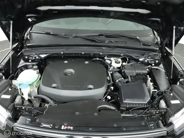 Volvo XC40 2.0 T5 AWD R-Design 2018 Benzine 30