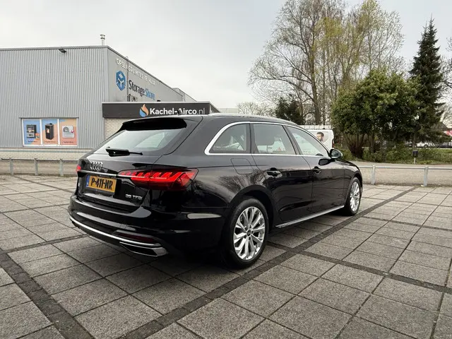 Audi A4 Avant 35 TFSI Advanced Edition 2022 Benzine 7