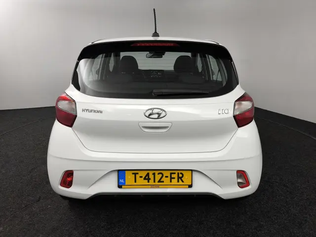 Hyundai i10 1.0 Comfort 2023 Benzine 18
