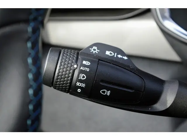 Lynk & Co 01 1.5 2021 Hybride Benzine 27