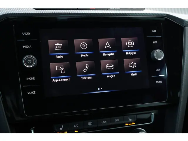 Volkswagen Arteon 2.0 TSI 190PK R-Line 2020 Benzine 34