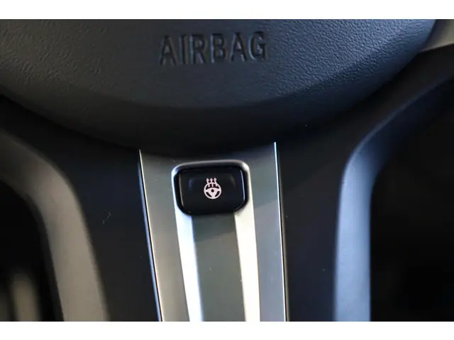 BMW 1 Serie 118i 2024 Benzine 24