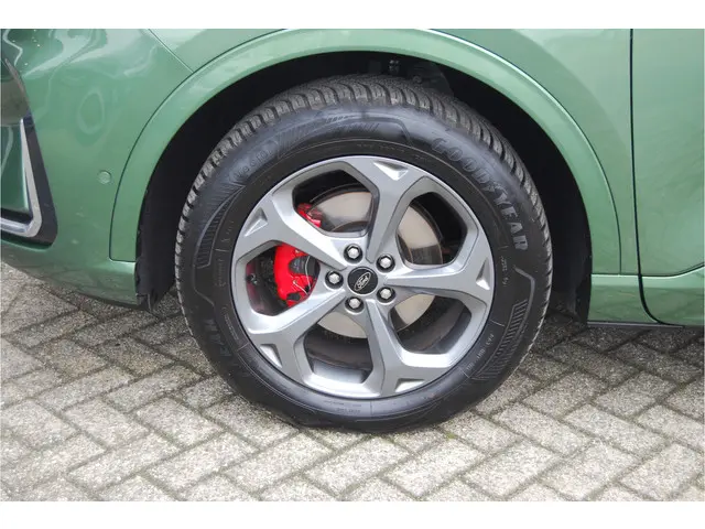 Ford Kuga 2.5 PHEV 243PK ST-Line X 2025 Hybride Benzine 10