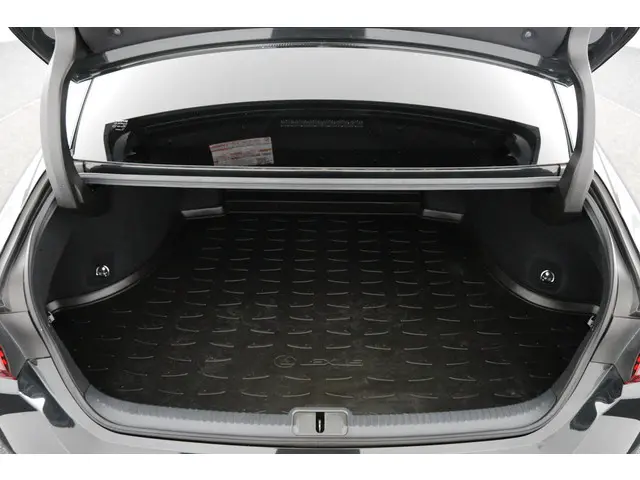 Lexus ES 300h President Line 2020 Hybride Benzine 23