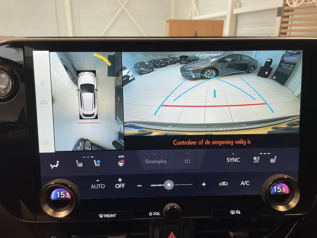 Lexus NX 450h+ AWD F SPORT Line 2022 Hybride Benzine 19