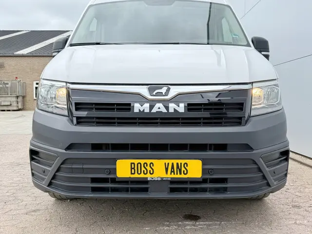 MAN TGE 3.140 2.0 TDI 2023 Diesel 15