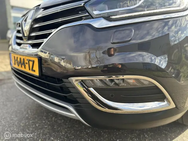 Renault Espace 1.6 TCe Initiale Paris 7p. 2015 Benzine 28