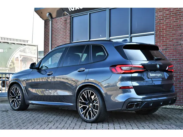 BMW X5 xDrive45e M-Sport 2021 Hybride Benzine 6