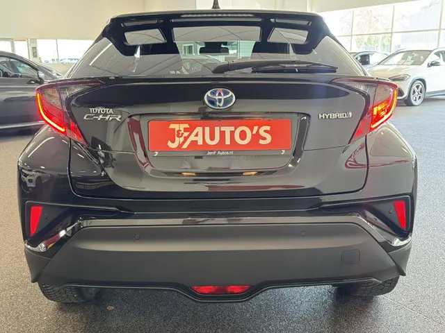 Toyota C-HR 1.8 Hybrid Style 2022 Hybride Benzine 3