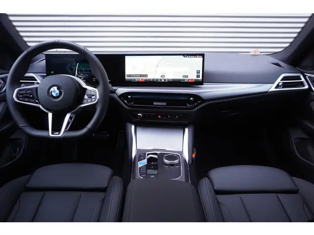 BMW i4 eDrive35 2025 Elektrisch 9