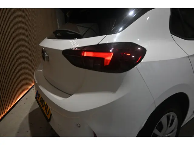 Opel Corsa 1.2 Edition 2020 Benzine 13