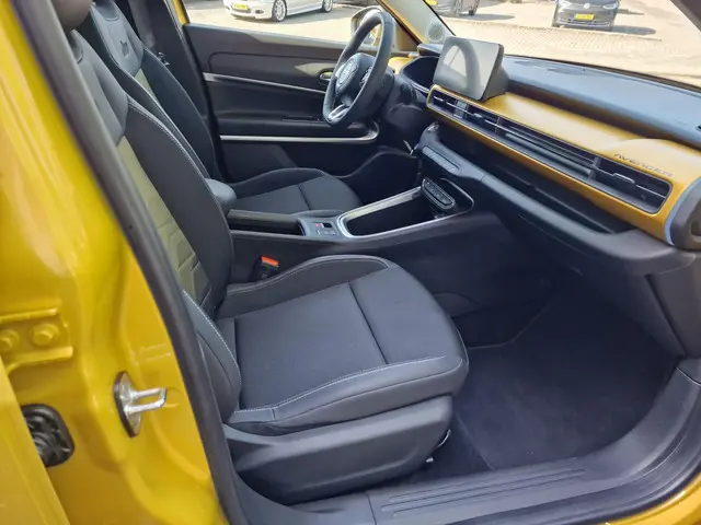 Jeep Avenger Longitude 54 kWh 2023 Elektrisch 16