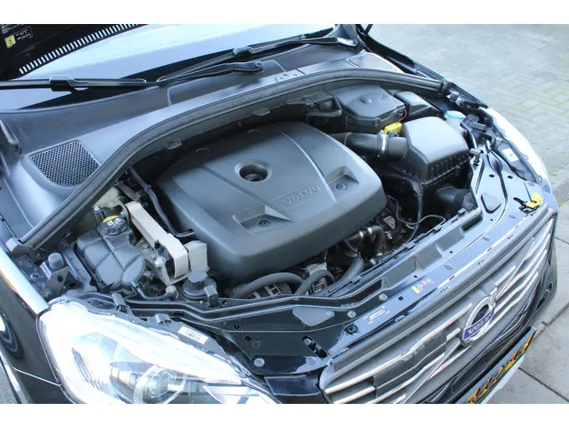 Volvo XC60 T5 Automaat Polar+ 2018 Benzine 37
