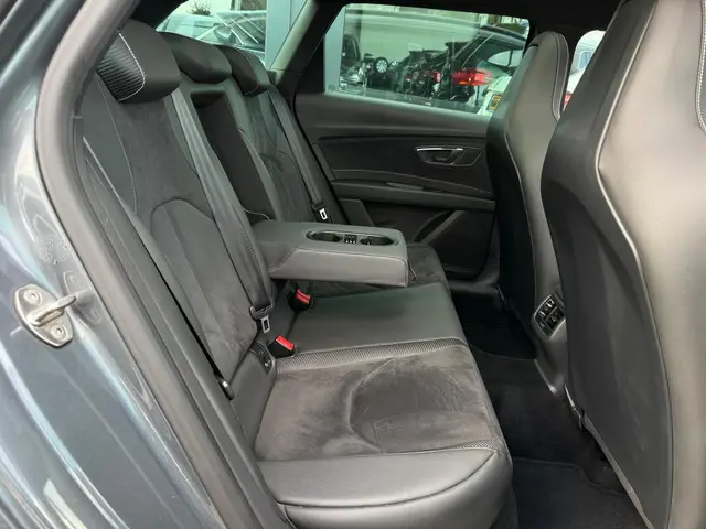 SEAT Leon 2.0 TSI CUPRA 300 Pano. camera 2017 Benzine 23