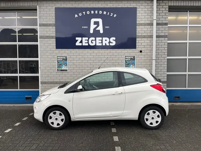 Ford Ka 1.2 Champions Edition start/stop 2013 Benzine 9