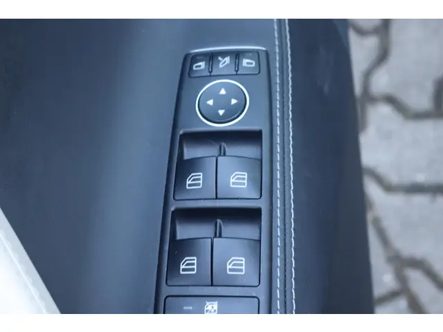 Tesla Model S 75D Base 2018 Elektrisch 24