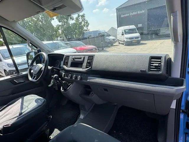 Volkswagen Crafter 35 2.0 TDI L4 Trendline 2019 Diesel 9