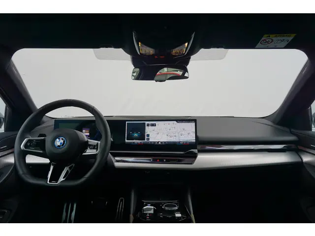 BMW i5 eDrive40 2025 Elektrisch 10