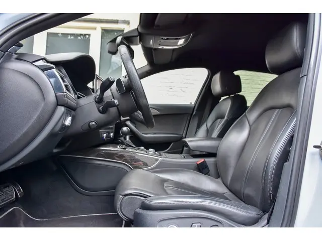 Audi RS6 Avant 4.0 TFSI Quattro Pro Line Plus 2014 Benzine 9