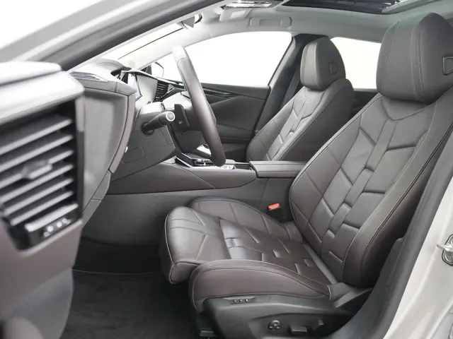 DS DS 4 1.2 PureTech Opéra 2024 Benzine 18