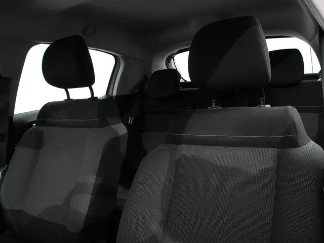 Citroën C3 1.2 PureTech S&S Feel Edition 2018 Benzine 23