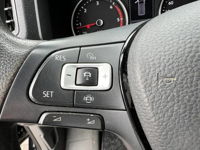 Volkswagen Crafter 35 2.0 TDI L4 H3 2021 Diesel 11