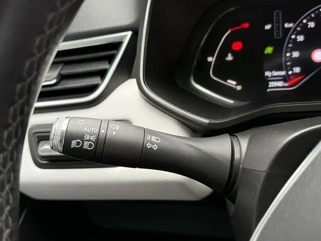 Renault Clio 1.3 TCe Intens 2020 Benzine 27